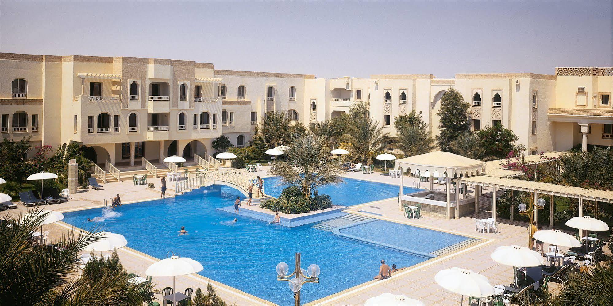 Hotel El Mouradi Douz Exterior foto